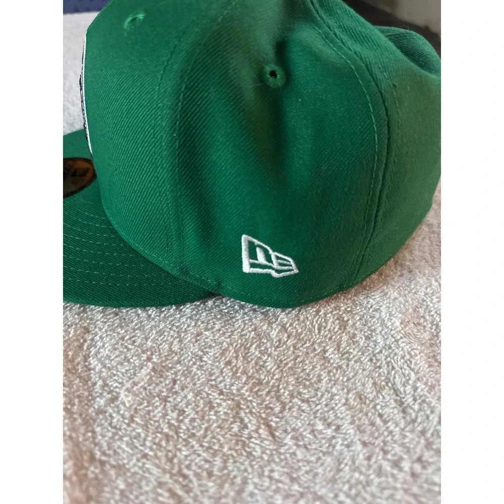 New Era 59FIFTY Boston Celtics Hat Green Size 7 1/2 NBA Fitted Lucky Leprechaun